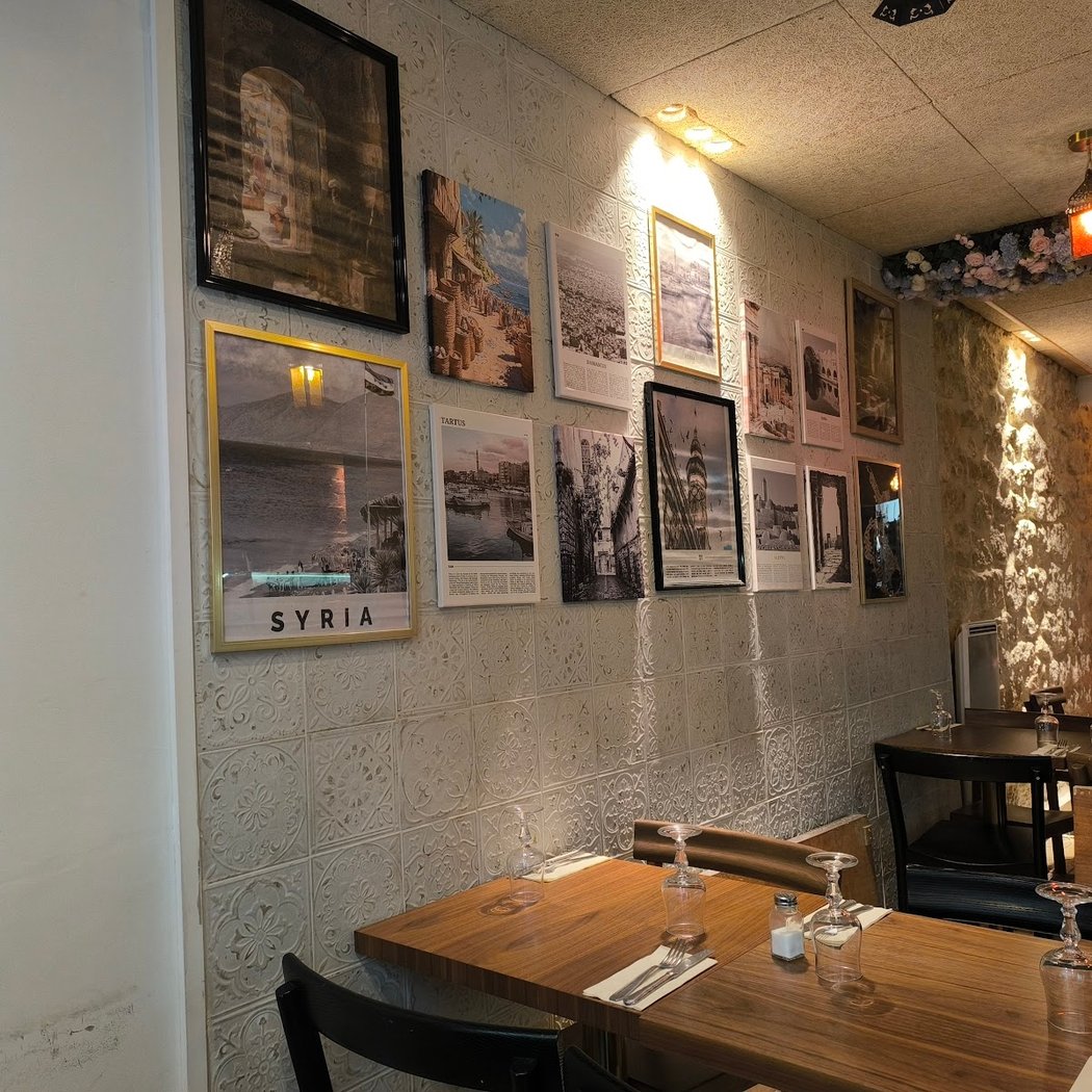 Restaurant Ici Damas, spécialités syriennes , Buffet à volonté halal. 3